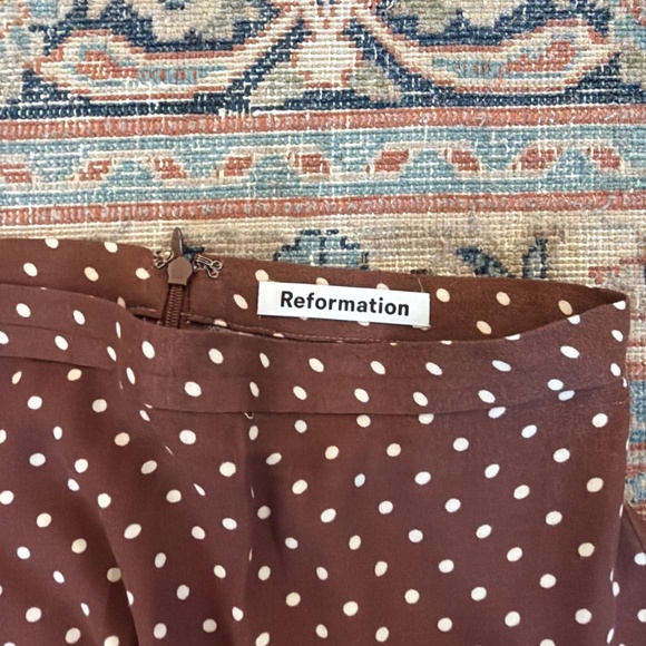 Reformation bea skirt brown size 2 - Picture 2 of 3